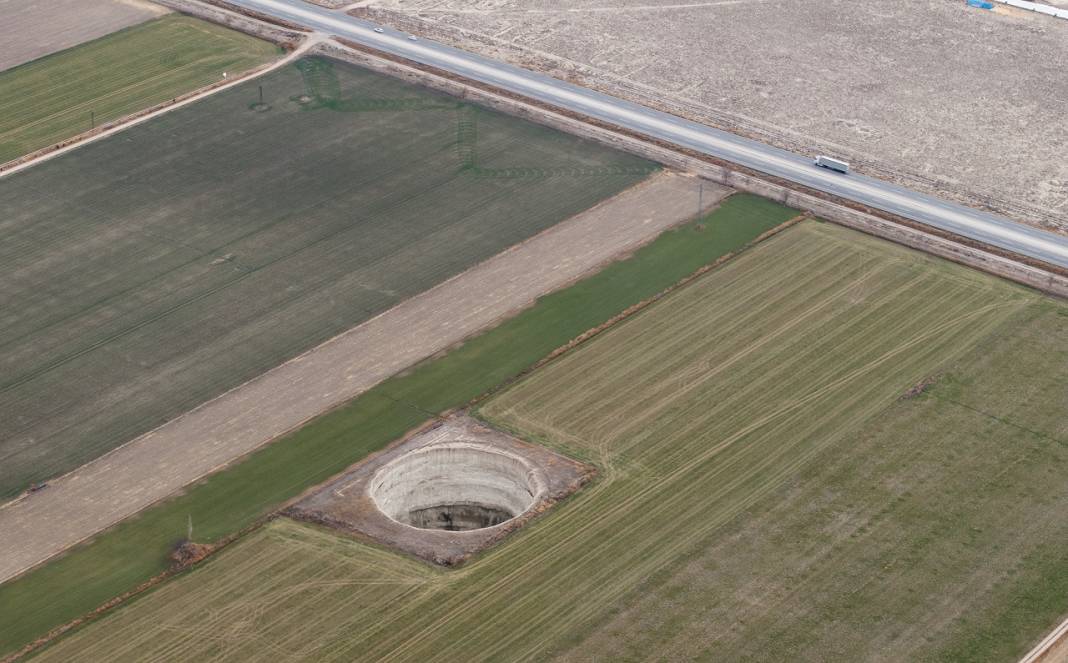 Konya'da kaç obruk bulunduğu açıklandı: Peki yerleşim yerleri için risk var mı? 9